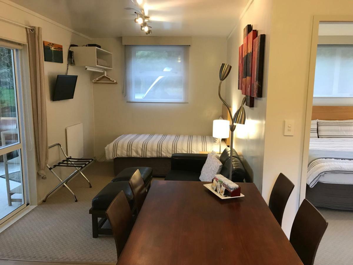 Wainuiomata Angie'S Rural Retreat酒店 外观 照片